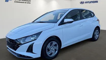 Neu Hyundai i20 Select 101 PS (74 kW) 2025 Weiß Kleinwagen