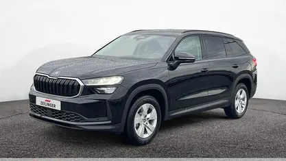 Gebraucht 2025 Skoda Kodiaq Selection SUV | 37.591 € (Guter Preis)