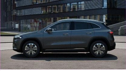Käytetty Mercedes EQA250 Progressive 139 kW (190 HP) 2025 Harmaa Katumaasturi