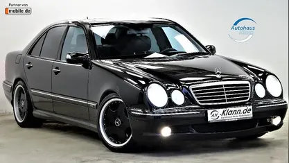 Usata Mercedes E55 AMG AMG 354 CV (260 kW) 2000 Nero Berlina