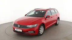 Rot Gebraucht 2021 VW Passat Business Kombi | 19.710 € (Superpreis)