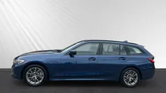 Blau Gebraucht 2020 BMW 330e Sport Line Kombi | 24.998 € (Fairer Preis)