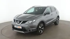 Grau Gebraucht 2016 Nissan Qashqai N-Connecta SUV | 14.890 € (Fairer Preis)