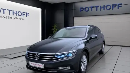 Gebraucht VW Passat Business 150 PS (110 kW) 2022 Grau Kombi