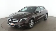 Braun Gebraucht 2017 Mercedes GLA200 Urban SUV | 19.100 € (Fairer Preis)