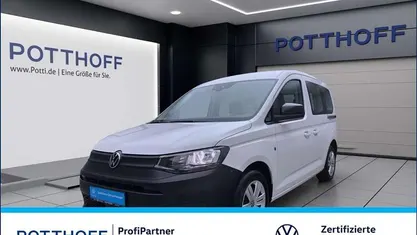 Weiss Gebraucht 2021 VW Caddy Basis Van / Kleinbus | 21.337 € (Fairer Preis)