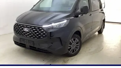 Gebraucht Ford Tourneo Custom Titanium 170 PS (125 kW) 2024 Obsidianschwarz Van
