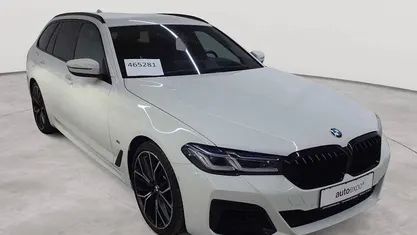 Alpinweiß Gebraucht 2023 BMW 540 Sport Line Kombi | 36.690 € (Fairer Preis)