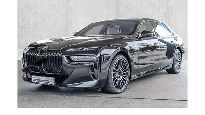 Gebraucht 2025 BMW 740 M Sport Limousine | 104.900 € (Fairer Preis)