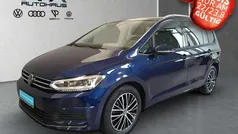 Blau Gebraucht 2021 VW Touran United Van / Kleinbus | 26.443 € (Fairer Preis)