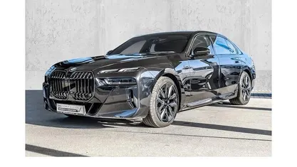 Gebraucht 2025 BMW 740 M Sport Limousine | 104.490 € (Fairer Preis)