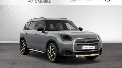 Usado Mini Countryman 230 kW (313 HP) 2025 Verde SUV