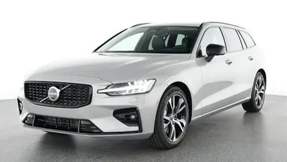 Gebraucht 2025 Volvo V60 Plus Kombi | 37.960 € (Fairer Preis)