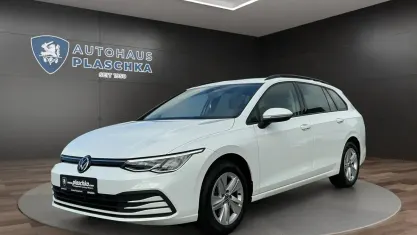 Gebraucht VW Golf VIII 116 PS (85 kW) 2022 Pure white (c9a) (weiß)