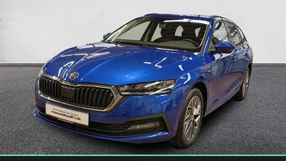 Gebraucht Skoda Octavia Tour 150 PS (110 kW) 2022 Race blau metallic Kombi