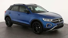 Ravennablau metallic Neu 2025 VW T-Roc Style SUV | 34.545 € (Fairer Preis)