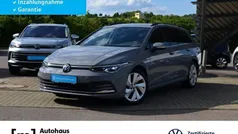 Grau Gebraucht 2021 VW Golf VIII Style Kombi | 23.890 € (Fairer Preis)