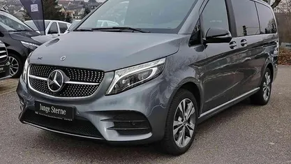 Selenitgrau metallic Gebraucht 2021 Mercedes 300 AMG Kombi | 58.970 € (Superpreis)