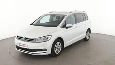 Weiß Gebraucht 2021 VW Touran Highline Van / Kleinbus | 25.490 € (Fairer Preis)