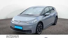 Grau Gebraucht 2021 VW ID.3 Pro Kleinwagen | 20.990 € (Fairer Preis)