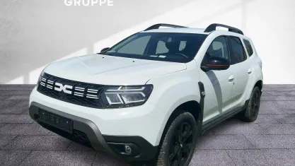 Używany Dacia Duster Extreme 114 KM (83 kW) 2023 Biały SUV