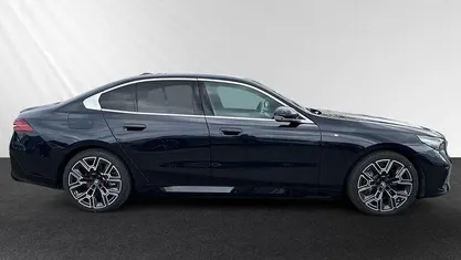 Gebraucht BMW i5 M Sport 289 kW (394 PS) 2025 Limousine