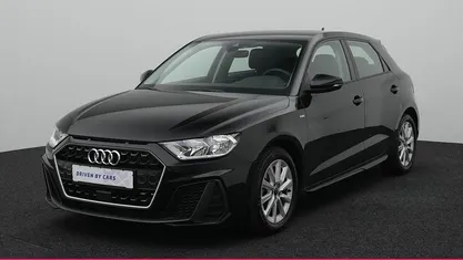 Mythosschwarz metallic Gebraucht 2024 Audi A1 S-Line Limousine | 20.450 € (Superpreis)