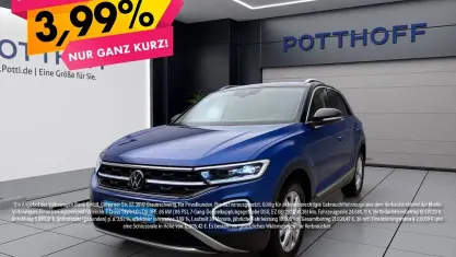 Second-hand VW T-Roc Style 150 CP (110 kW) 2024 Albastru SUV
