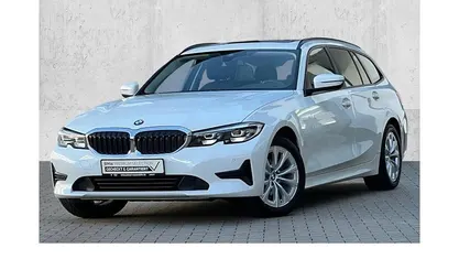 Gebraucht BMW 320 Advantage 190 PS (139 kW) 2020 Weiß Kombi