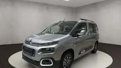 Grau artense/typ aussenverkleidung metalliclackierung Gebraucht 2018 Citroën Berlingo Feel Van / Kleinbus | 15.950 € (Fairer Preis)