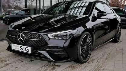 Gebraucht Mercedes CLA200 AMG 163 PS (119 kW) 2026 Unilack nachtschwarz Coupé