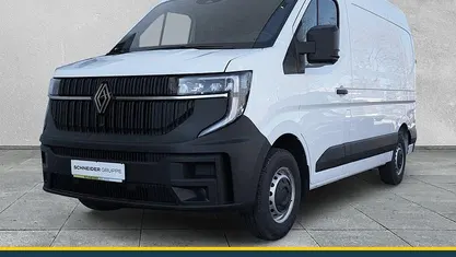 Weiß Gebraucht 2024 Renault Master Van | 29.024 € (Fairer Preis)