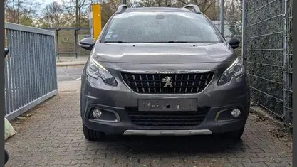 Gebraucht Peugeot 2008 Allure 110 PS (80 kW) 2019 SUV