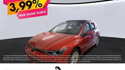 Gebraucht VW Golf VIII Life 110 PS (80 kW) 2022 Rot Limousine