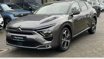 Grau/typ aussenverkleidung metalliclackierung Gebraucht 2024 Citroën C5 X Kombi | 21.450 € (Fairer Preis)