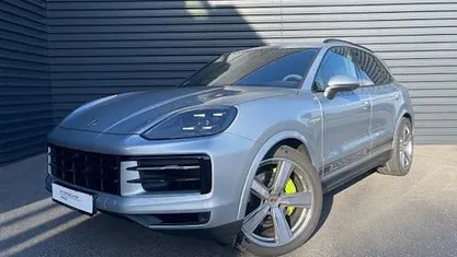 Gebraucht 2024 Porsche Cayenne SUV | 89.750 €