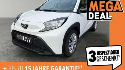 Gebraucht Toyota Aygo Business Edition 72 PS (52 kW) 2024 Weiß Kleinwagen