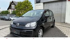 Deep black perleffekt Gebraucht 2022 VW up! Basis Kleinwagen | 11.900 € (Fairer Preis)
