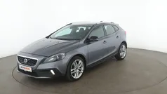 Gebraucht 2015 Volvo V40 CC You! Kombi | 15.890 € (Fairer Preis)