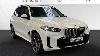 Gebraucht BMW X5 M Sport 489 PS (359 kW) 2025 Alpinweiß SUV