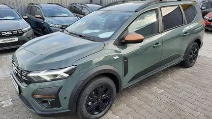 Neu Dacia Jogger Extreme 141 PS (103 kW) 2025 Van / Kleinbus