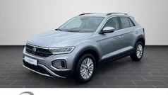 Gebraucht 2025 VW T-Roc Life SUV | 25.390 € (Fairer Preis)