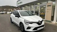 Weiß Gebraucht 2023 Renault Clio V Evolution Limousine | 15.970 € (Fairer Preis)