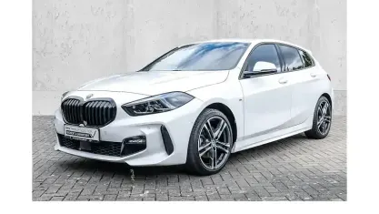 Gebraucht BMW 118 M Sport 136 PS (100 kW) 2022 Weiß Kleinwagen