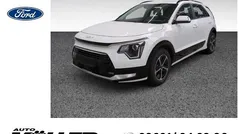 Weiss Gebraucht 2025 Kia Niro Vision SUV | 28.899 € (Fairer Preis)