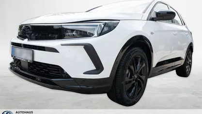Gebraucht Opel Grandland X 136 PS (100 kW) 2024 Weiss SUV