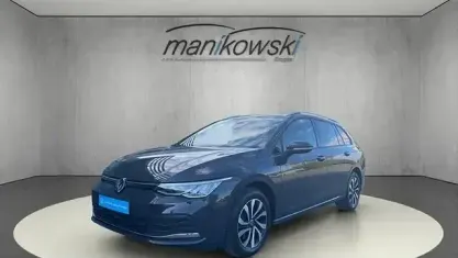 Gebraucht VW Golf VIII Active 85 PS (62 kW) 2023 Grau Kombi