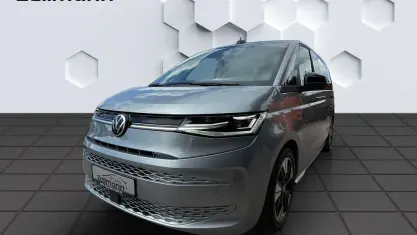 Gebraucht VW T7 Life 150 PS (110 kW) 2025 Silber Van