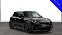 Schwarz Gebraucht 2024 Mini Cooper SE Kleinwagen | 21.890 € (Fairer Preis)