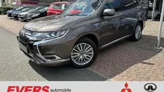 Granit braun Gebraucht 2020 Mitsubishi Outlander P-HEV Top Limousine | 26.950 € (Fairer Preis)